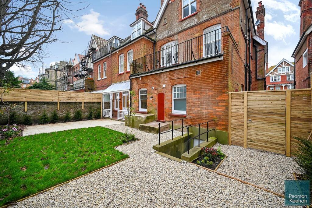 gff-11-third-avenue-bn32pb-external-photos (5).jpg