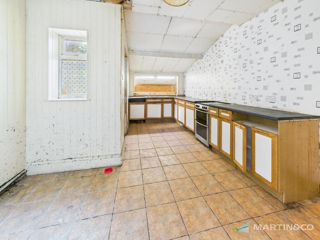 CAM02318G0-PR0559...