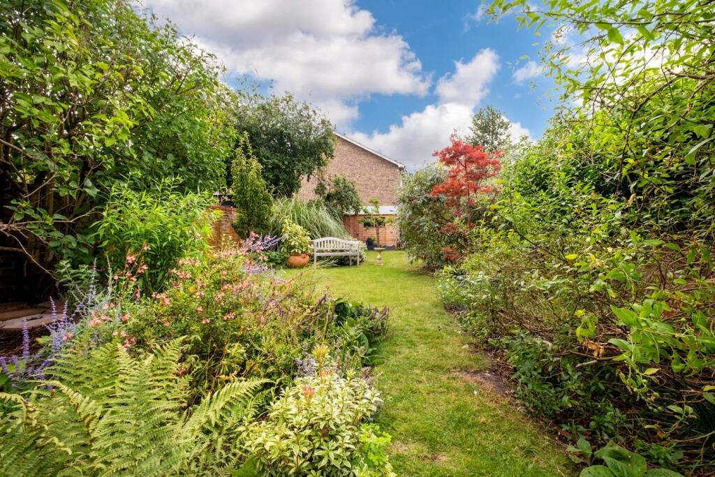 3 Out Risbygate-58.JPG