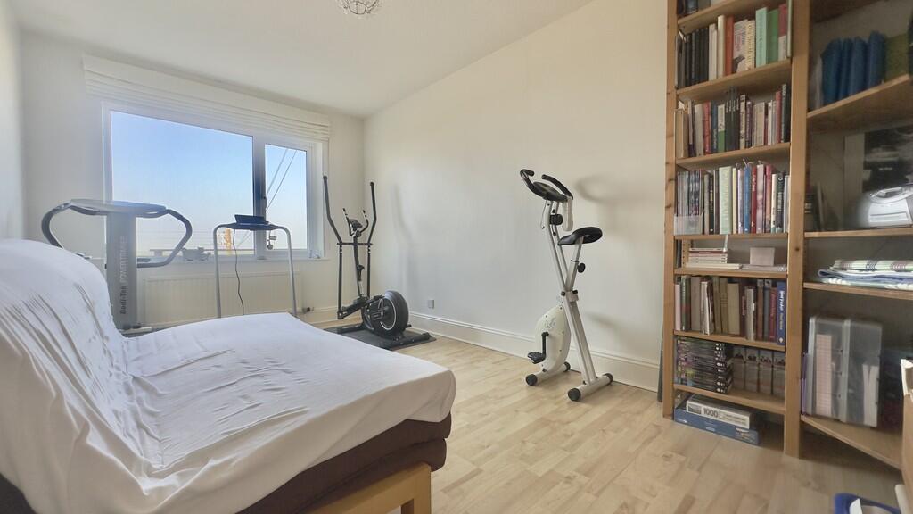 0B310D30-D08D-4C4...