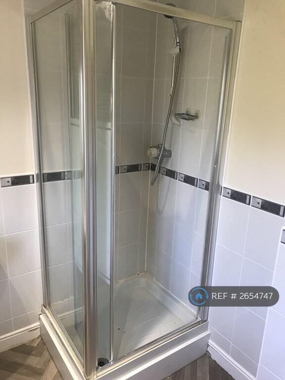 Family Bathroom - Facing Shower