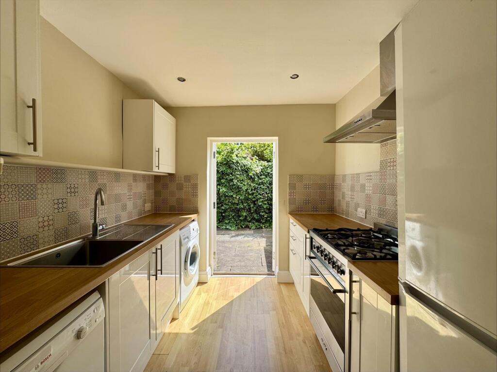 processed-CC9FD07A-7D6C-494C-BA26-7AE8E2D040D4.jpe