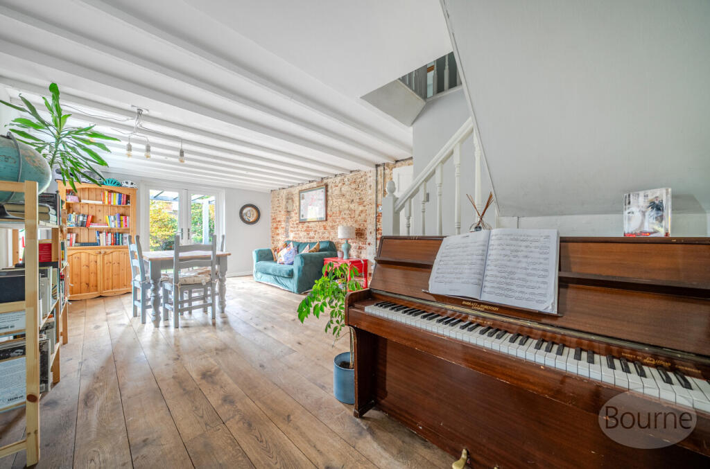 fdb4d5c3-14f6-479...