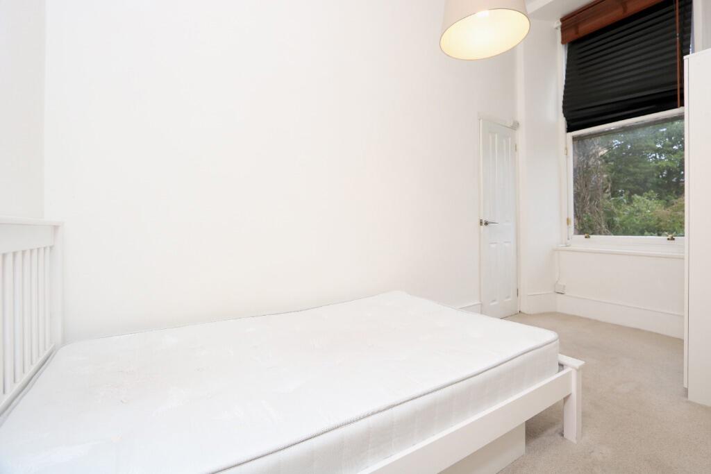 12_16963250694246.JP