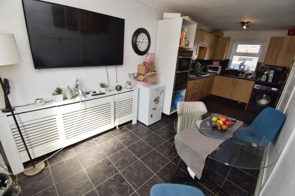 Kitchen-diner