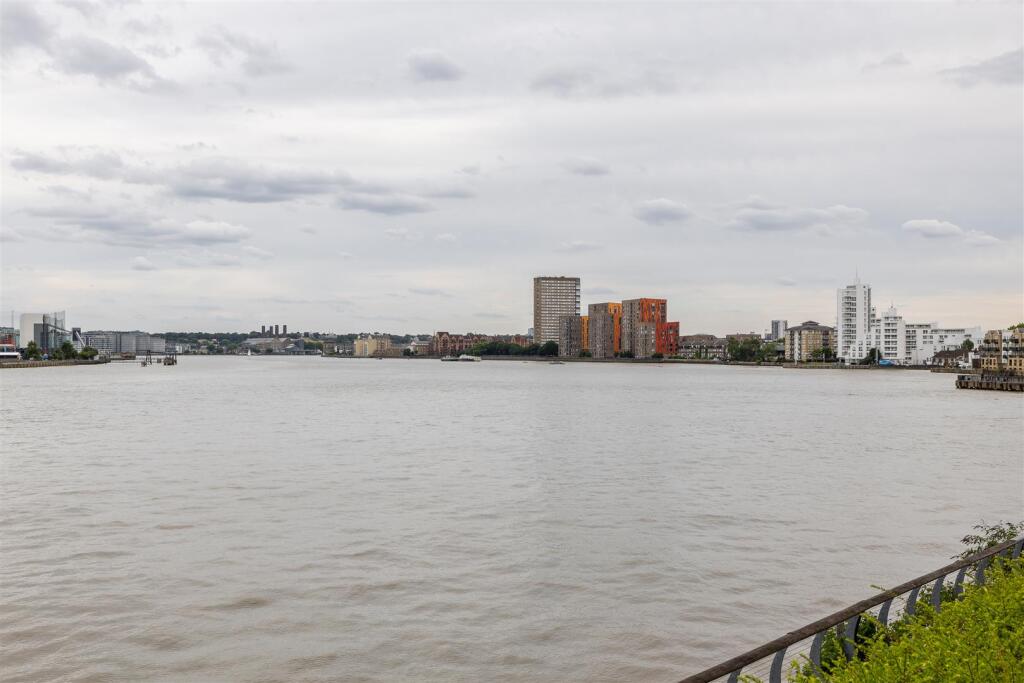 Fairmont Avenue, E14