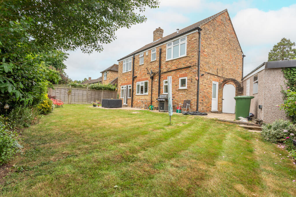 Secluded rear garden