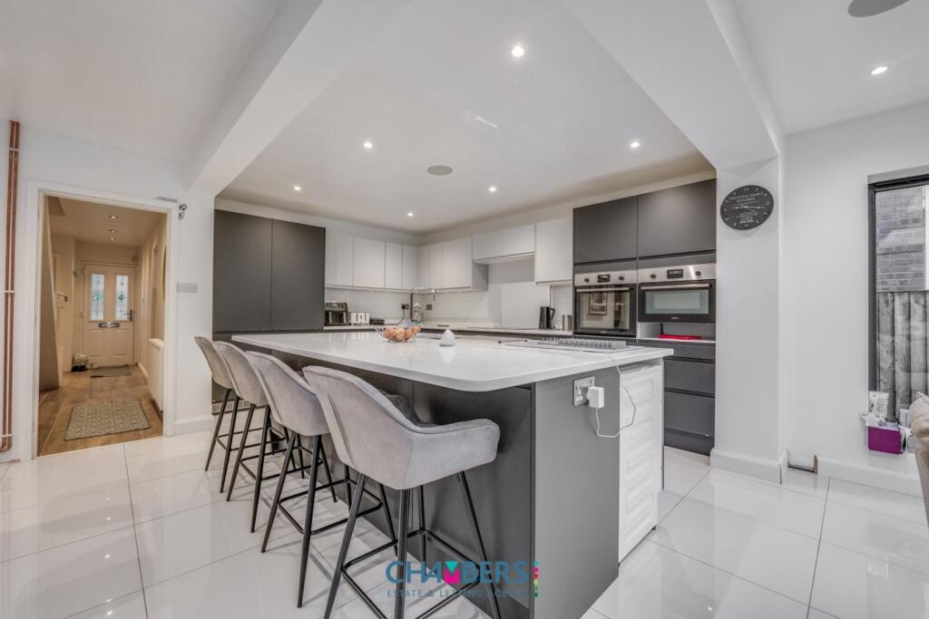 Kitchen/Diner/Family Room