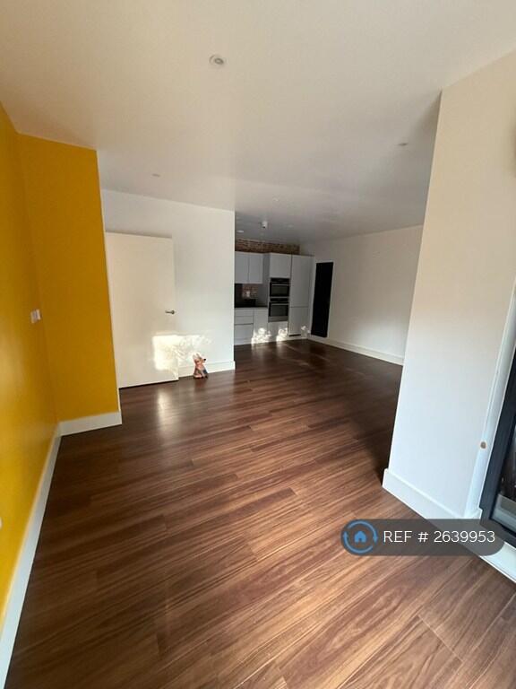 Kitchen./ Lounge 