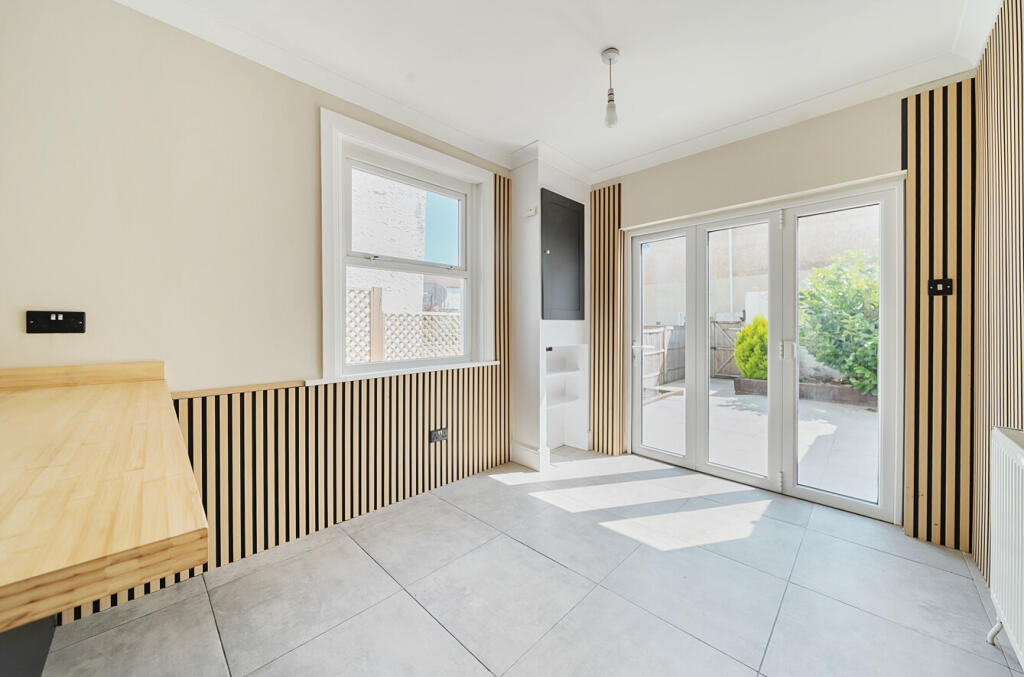 1339604-13-689a35...