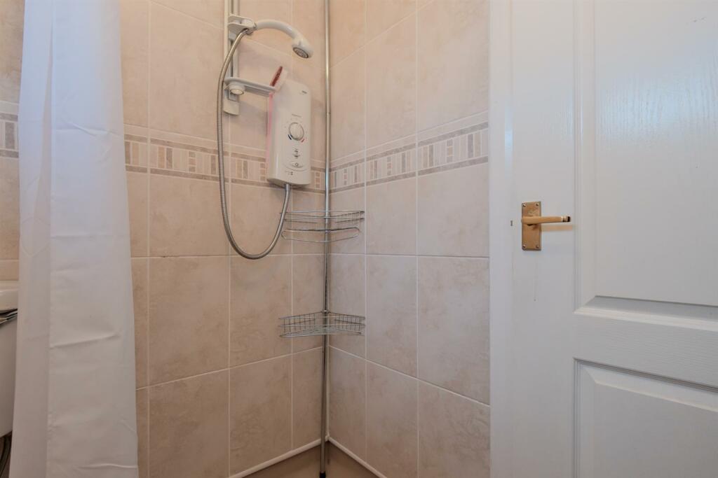 031-35 Greenfield Road, Carluke, ML85DA.jpg