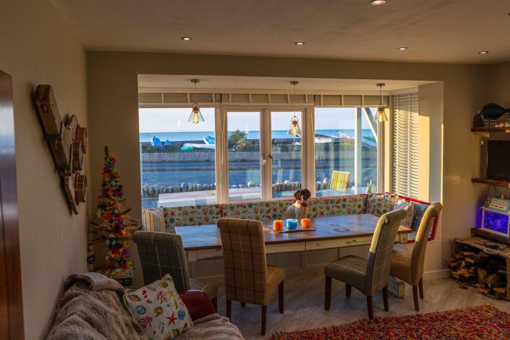 Dining / Family Room