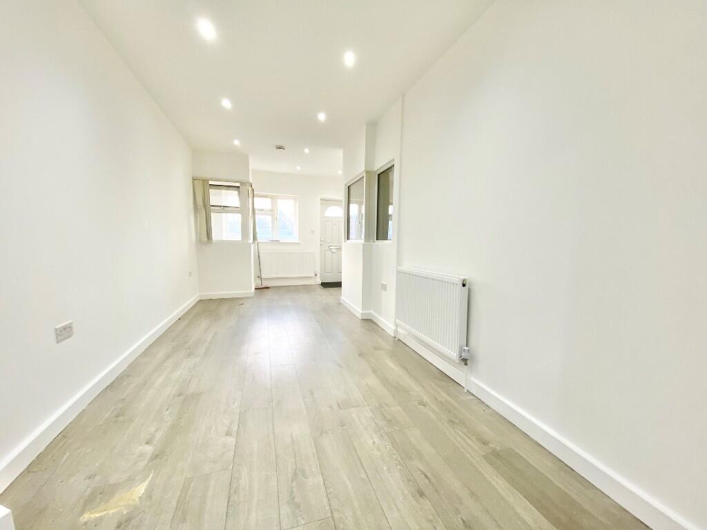 Brookhill Road, East Barnet, EN4