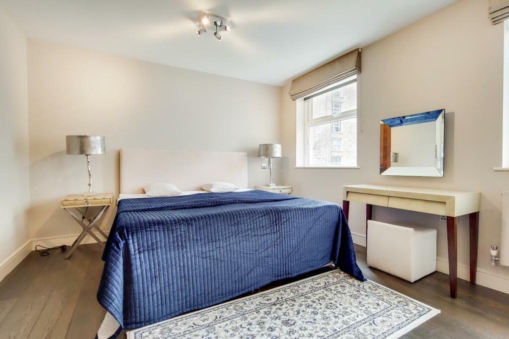 6_Main Bedroom-1.jpg