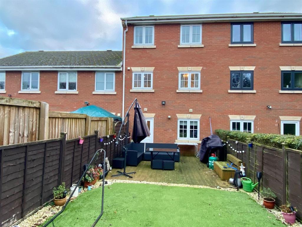 kiln avenue 49 rear.jpg