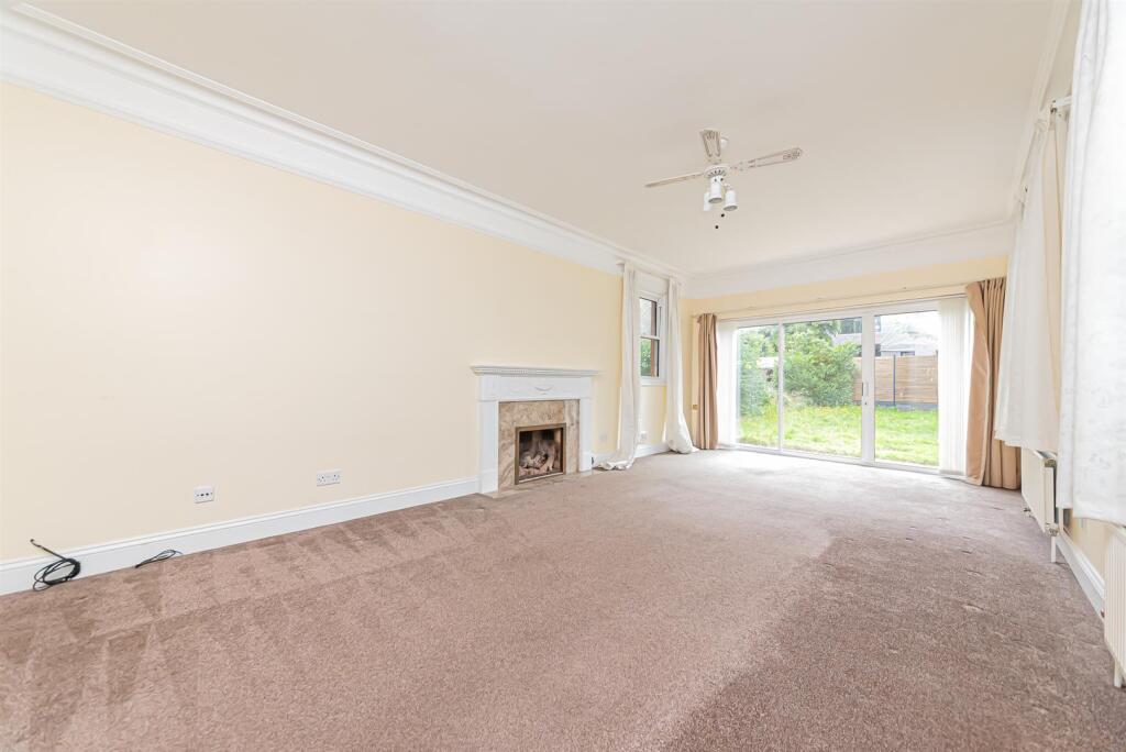 21 Sandhurst Road (8).jpg