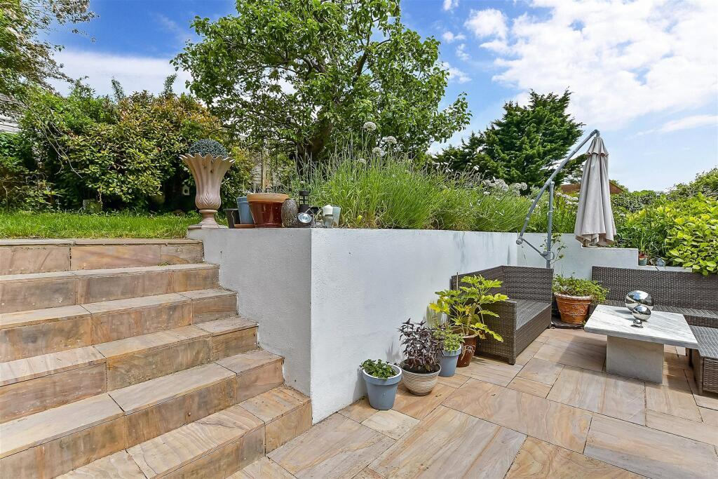 Patio / Decking