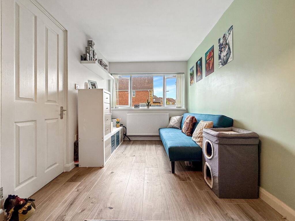 Play Room/Office/Bedroom 4