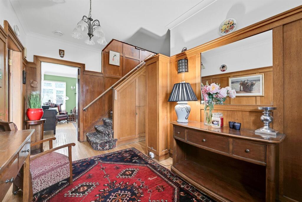 ENTRANCE HALL