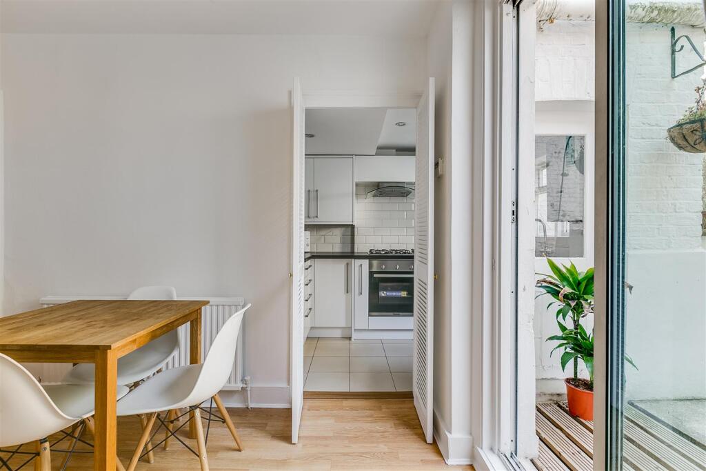 Linden Gardens, W4 - FOR SALE