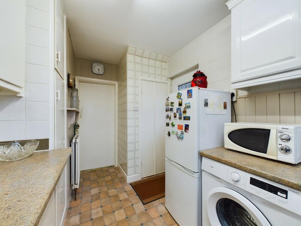 CAM02060G0-PR0251...