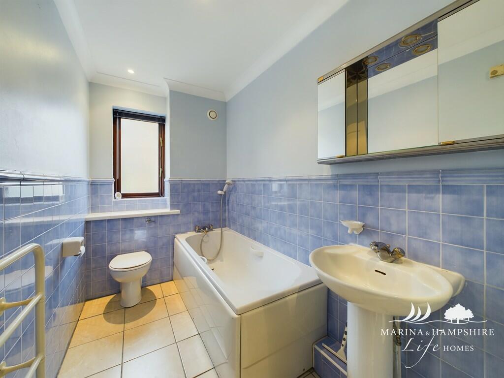 CAM03691G0-PR0018...