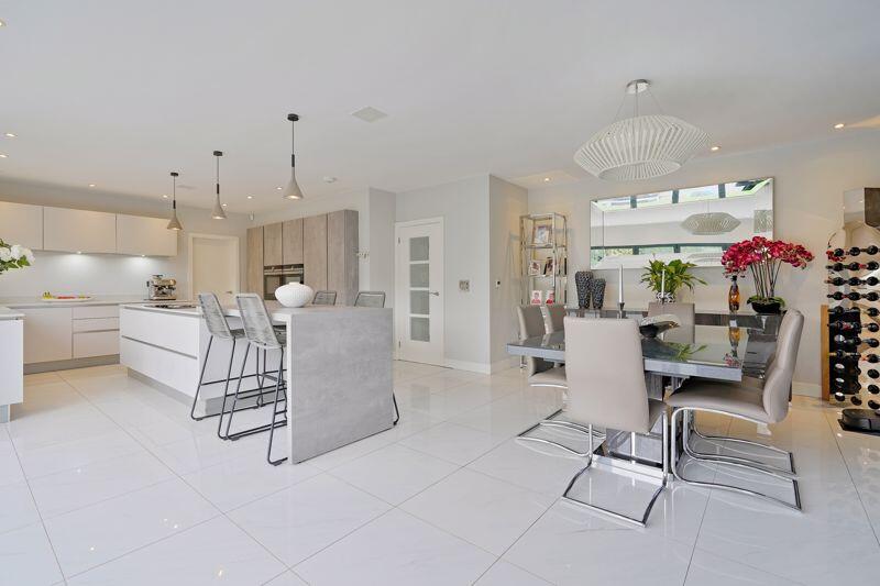 Open Plan Dining Kitchen 