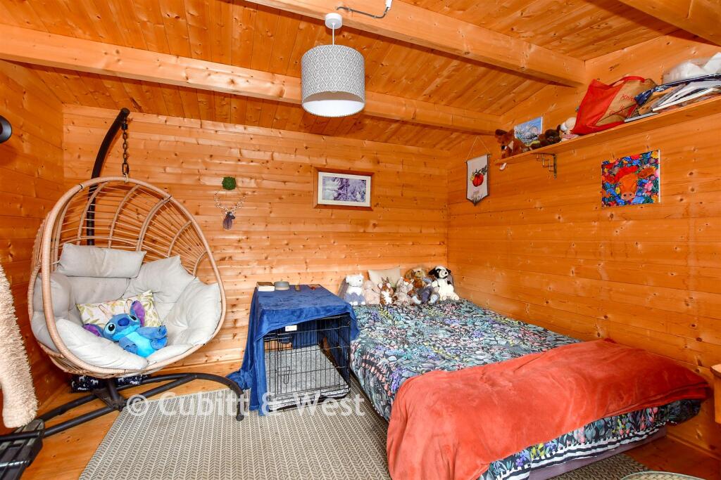 Workshop/Outbuildings