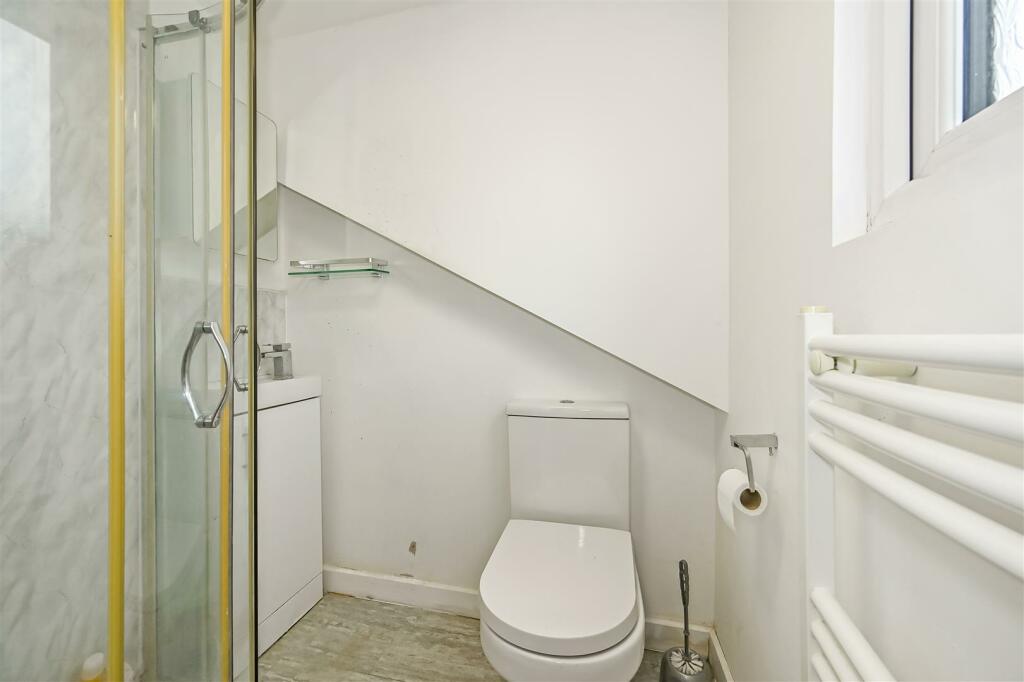 En Suite Shower Room
