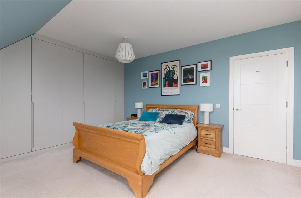 Craigmount Avenue 10