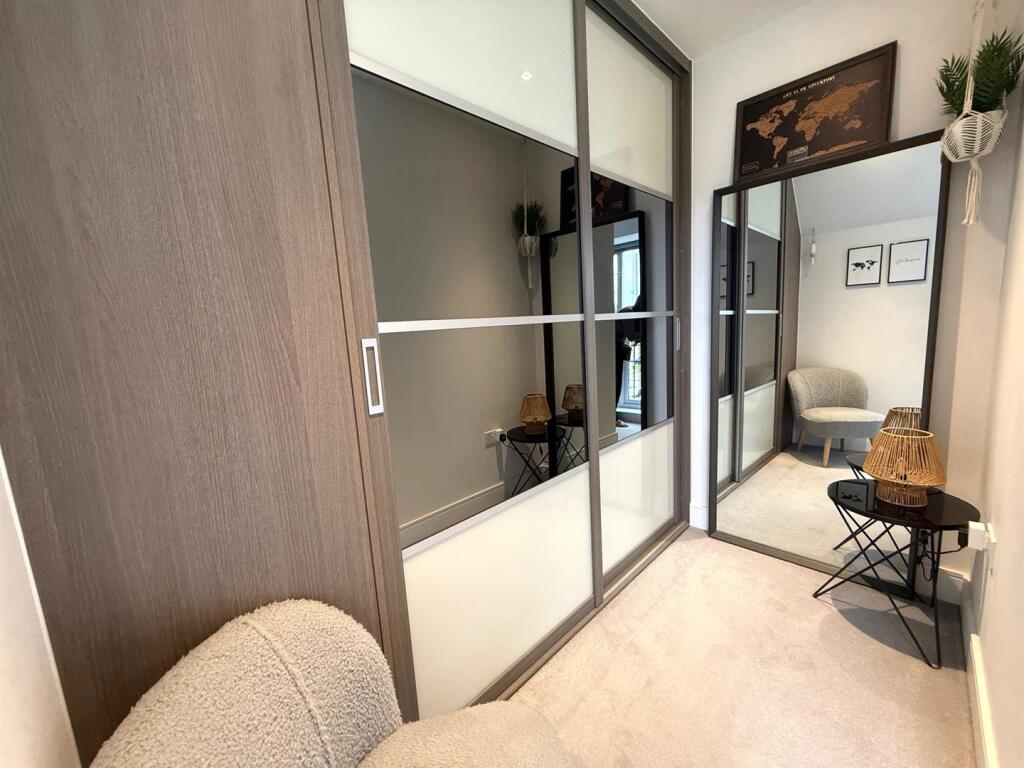 Dressing area