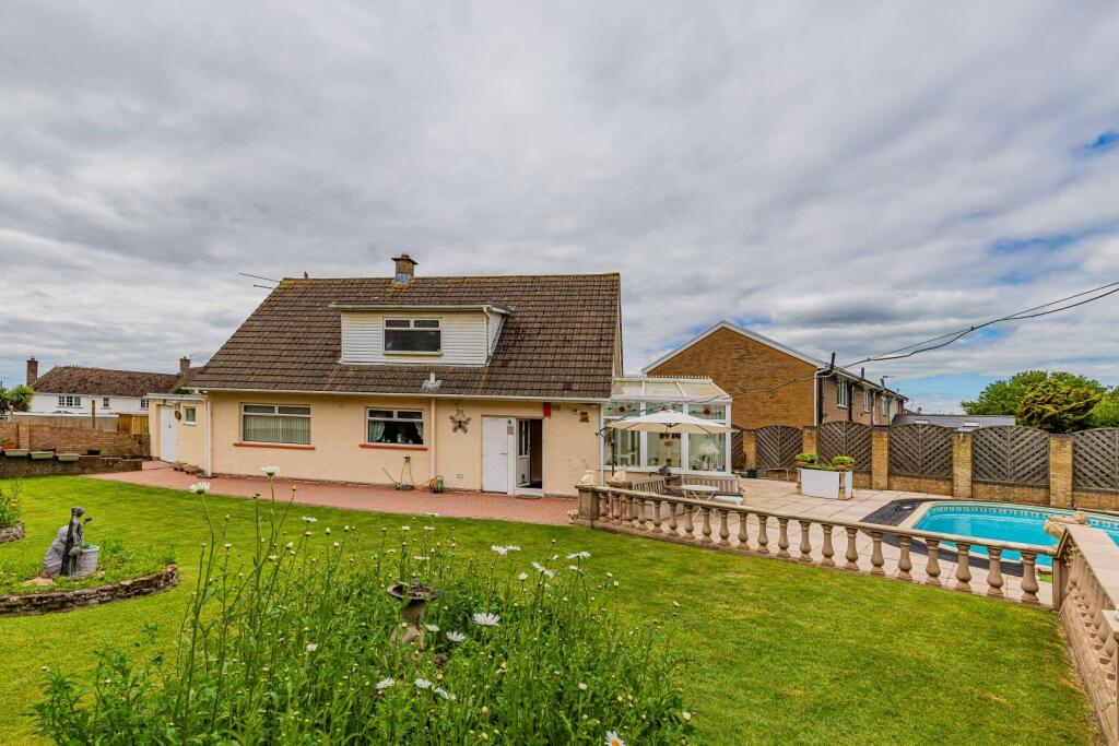 Wimbourne Crescent 14-5.jpg