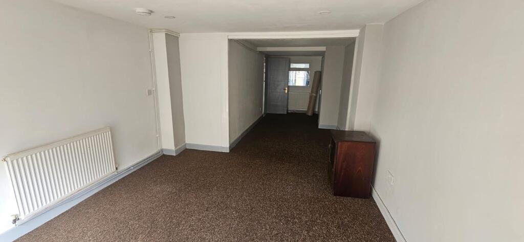 189 UR- Bedroom.jpeg