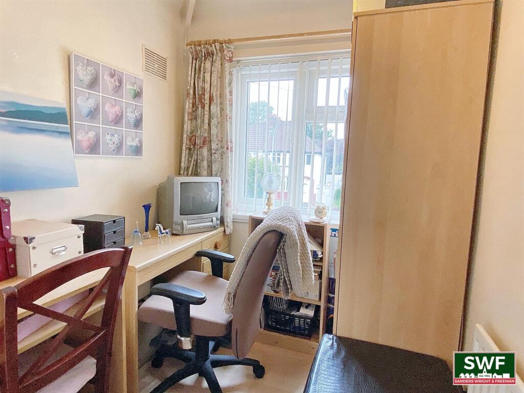 Bedroom 3.1.jpg