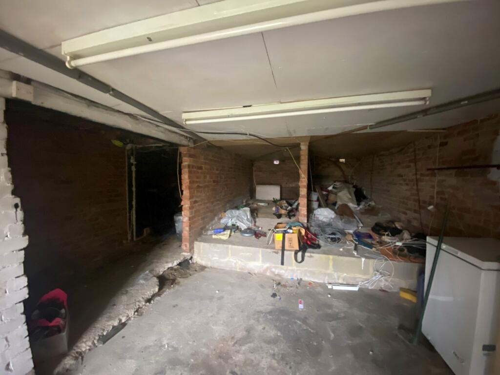 Underhouse Store