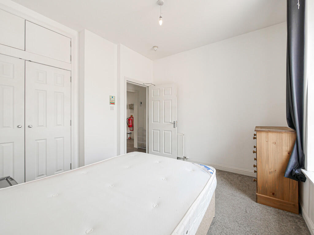 Bedroom 4-2