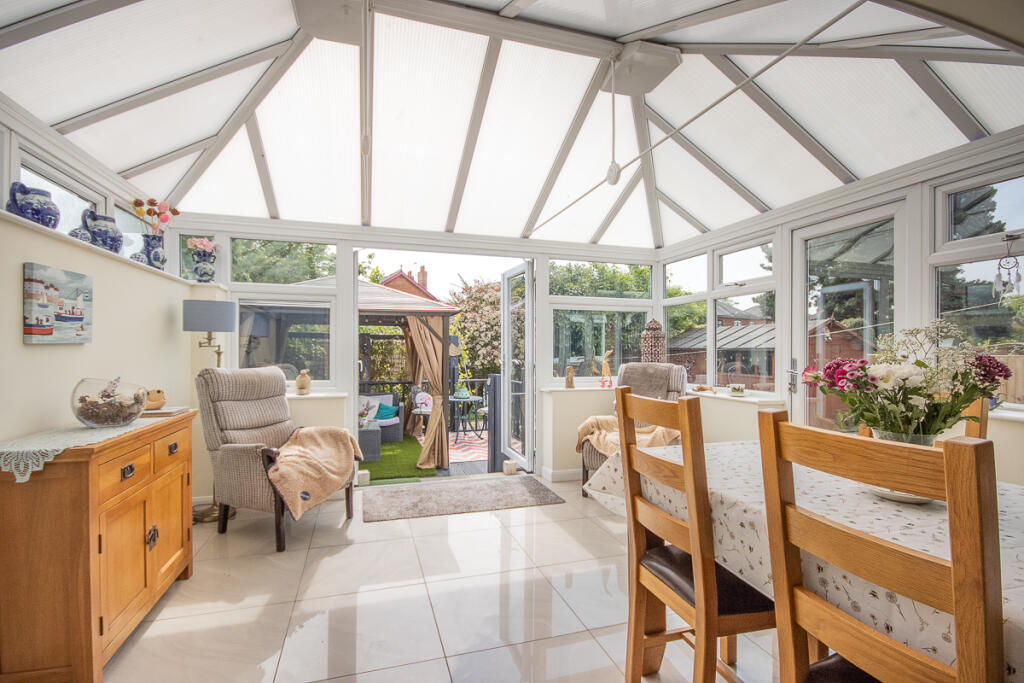Dining Conservatory