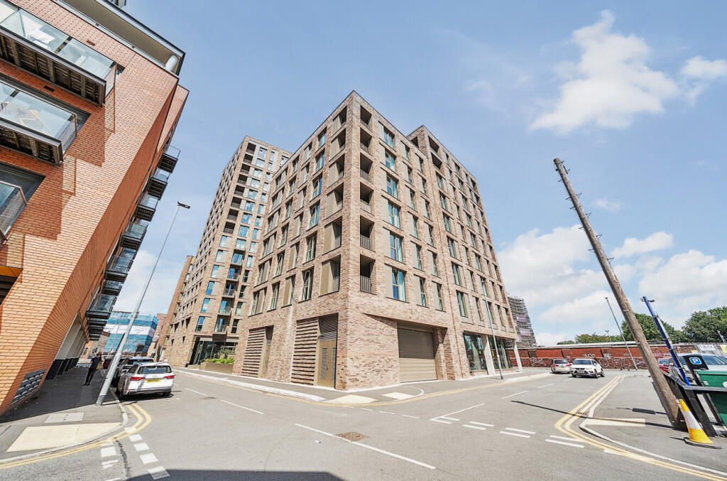 1325133-8-686fb59...