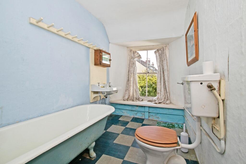 First Floor Bathroom