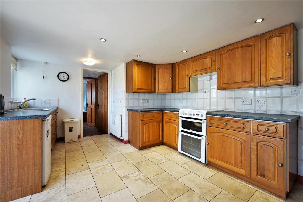 AYp VGDe90usI0Q0C3az0Q T202511141308.jpg