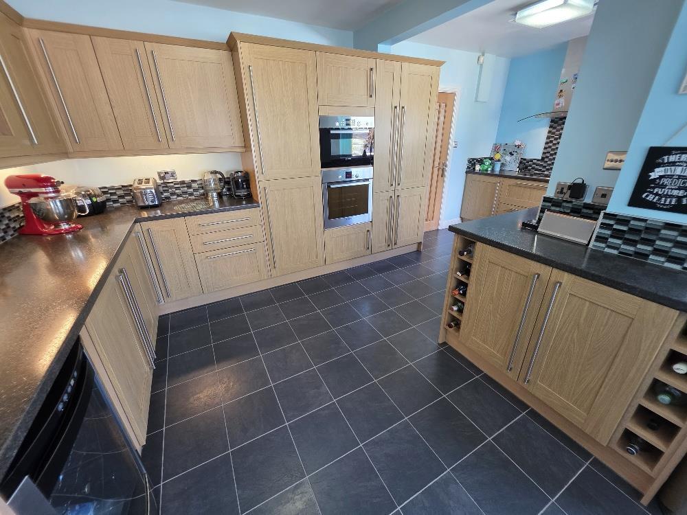 Large Fitted Kitchen