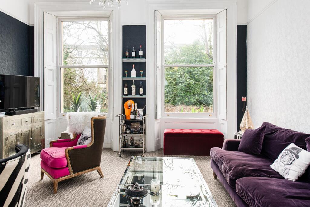 Sitting_Room_5.jpg