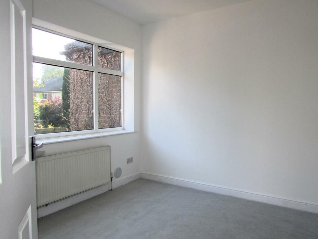 AsshetonRd79bed2.JPG
