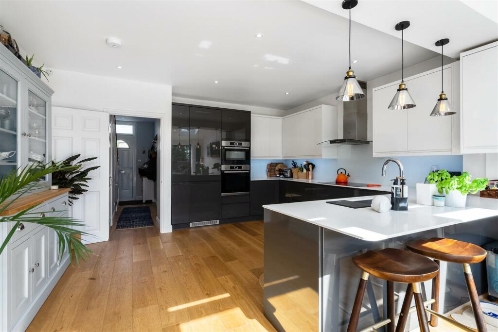 Open Plan Kitchen/Dining/Family Room