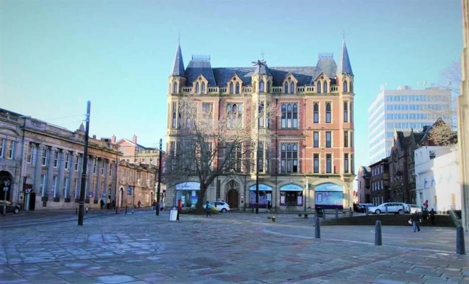 Gladstone_Building