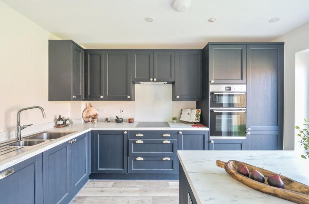 1294789-30-6839bb...