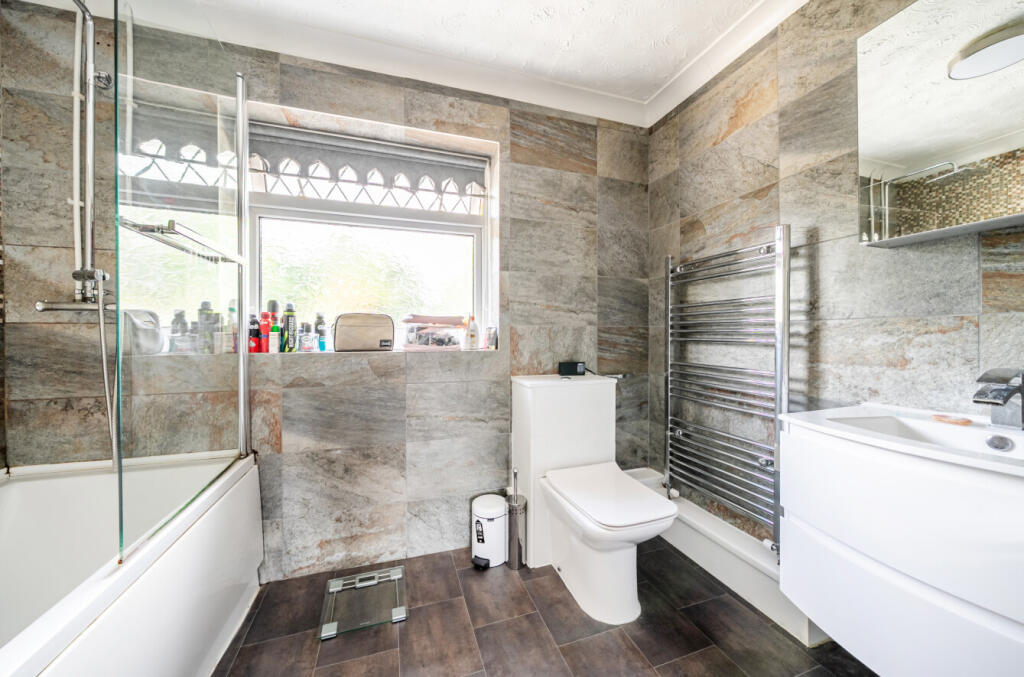 1348934-19-68b9ac...