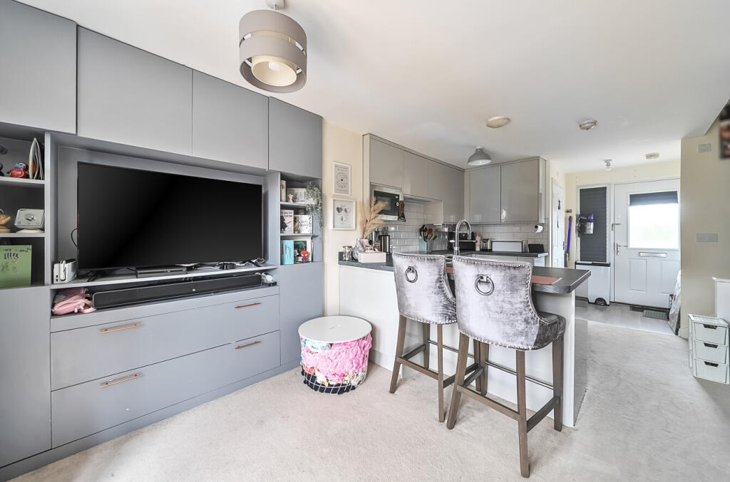 1312065-11-685beb...