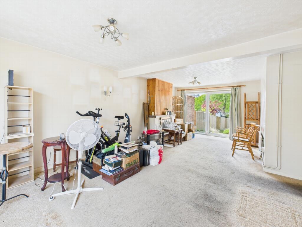 Living/dining room