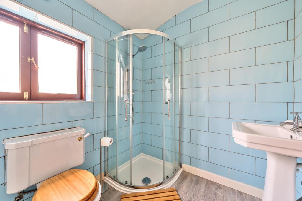 1316093-8-6874fda509a64